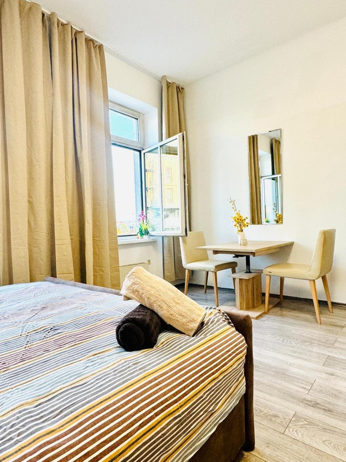Apartamento Comfy 3br In A Shared Apt, 10min To Fac Platz Viena