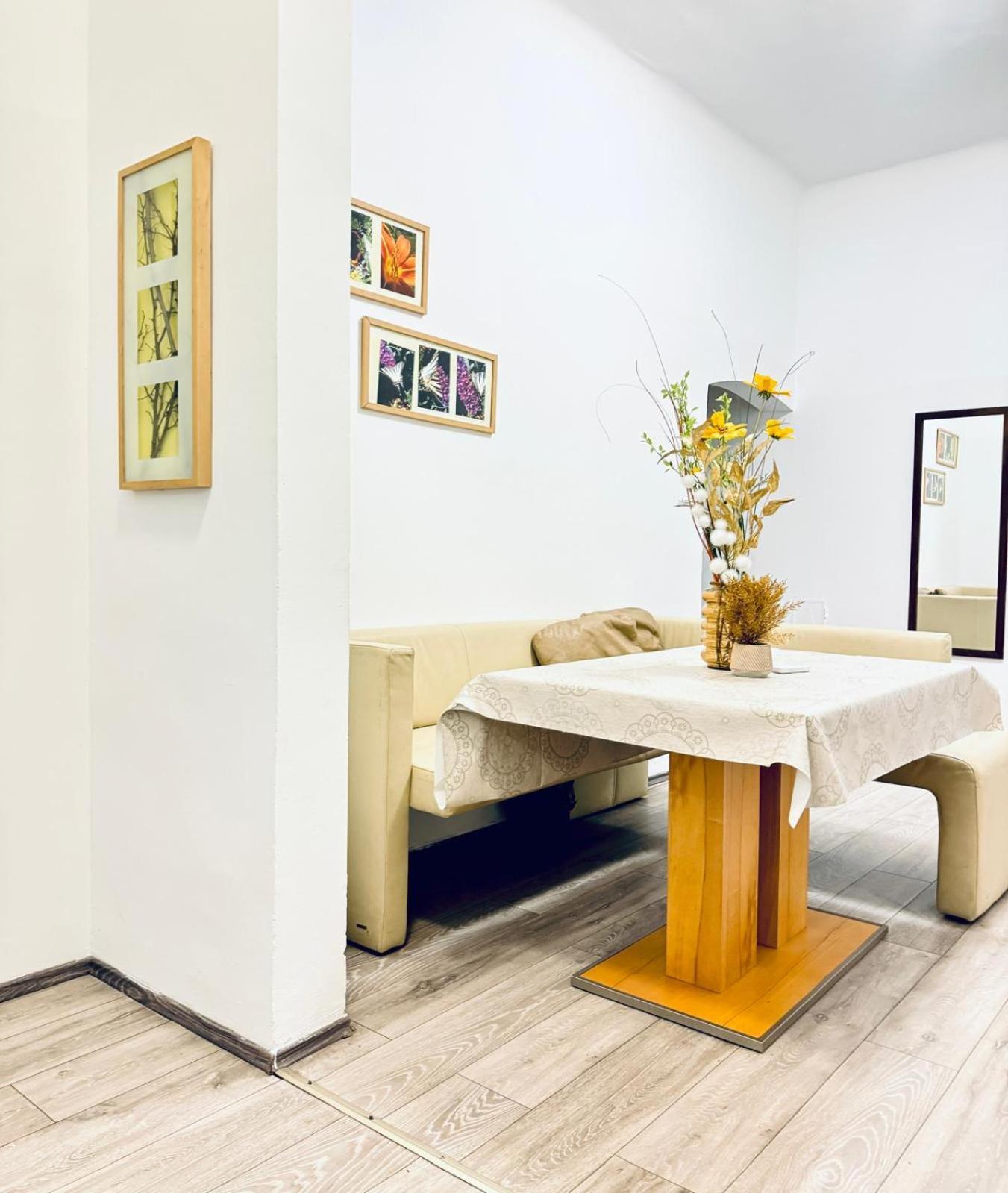 Apartamento Comfy 3br In A Shared Apt, 10min To Fac Platz Viena