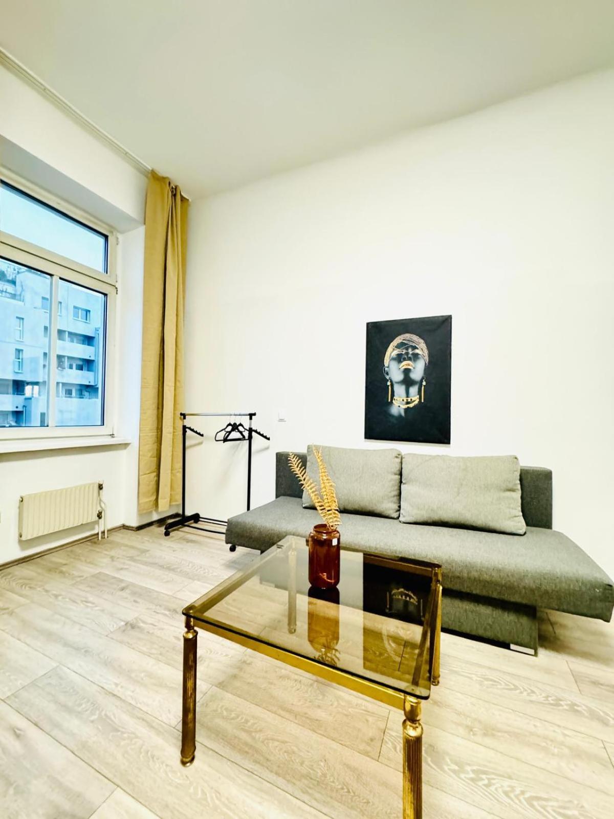 Comfy 3br In A Shared Apt, 10min To Fac Platz Viena