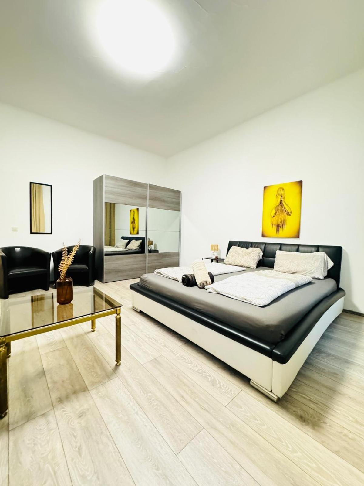 Apartamento Comfy 3br In A Shared Apt, 10min To Fac Platz